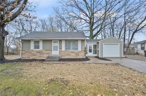 2389 Pelton Ave, Akron, OH 44314