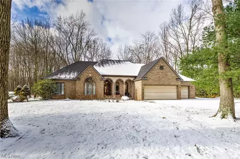 330 Centennial, Vienna, OH 44473