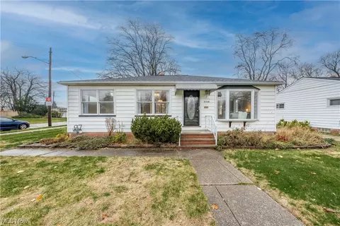 5580 Hauserman Rd, Cleveland, OH 44130