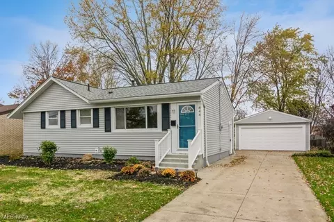 844 Hollywood Blvd, Elyria, OH 44035