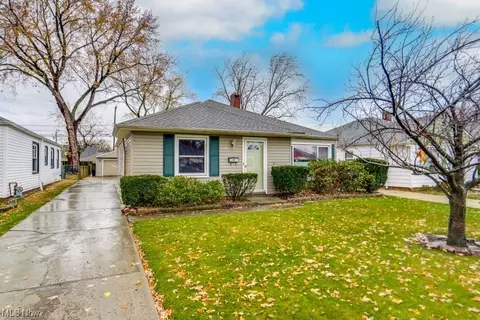 436 E 309th St, Willowick, OH 44095