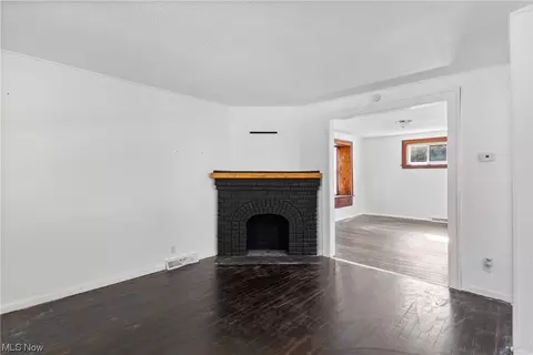 84 E Mapledale Ave, Akron, OH 44301 photo 5