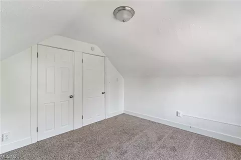 84 E Mapledale Ave, Akron, OH 44301 photo 26