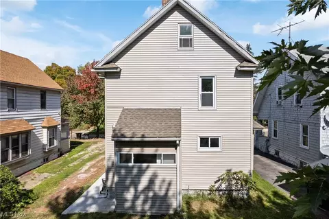 84 E Mapledale Ave, Akron, OH 44301 photo 30