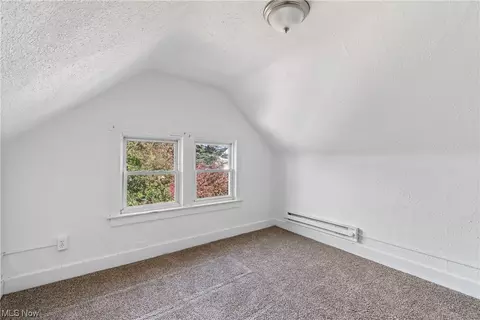 84 E Mapledale Ave, Akron, OH 44301 photo 27