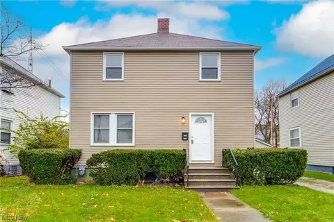 3219 Arbor Rd SW, Canton, OH 44710