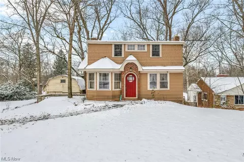 12652 E River Rd, Columbia Station, OH 44028