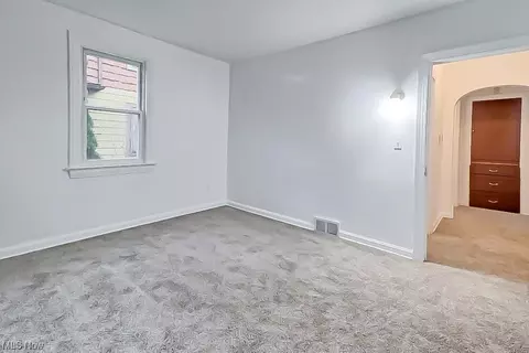 917 E 34th St, Lorain, OH 44055 photo 14