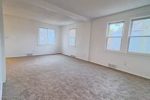 917 E 34th St, Lorain, OH 44055 photo 13