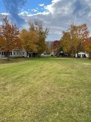 4050 Carroll Ave, Ravenna, OH 44266