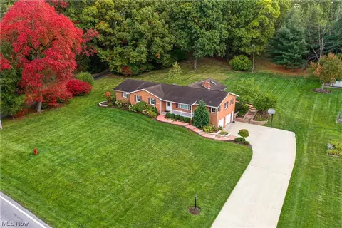 870 Minerva Rd SE, Magnolia, OH 44643