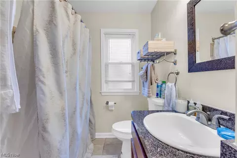 310 E 276th St, Euclid, OH 44132 photo 16