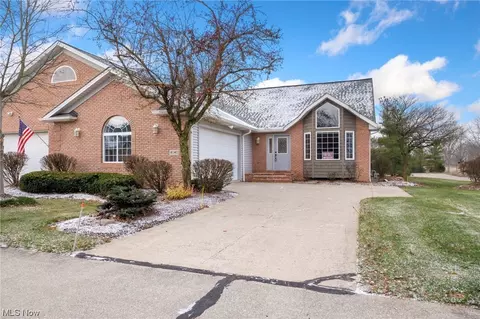 4040 Sandview Dr, Medina, OH 44256