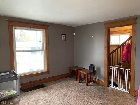 93 Ross Rd, Ashtabula, OH 44004 photo 6