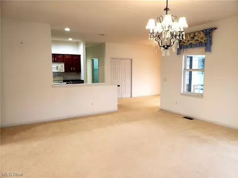 113 Rauscher Ct, Elyria, OH 44035 photo 18