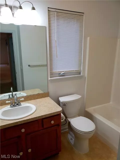 113 Rauscher Ct, Elyria, OH 44035 photo 28