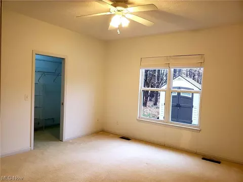 113 Rauscher Ct, Elyria, OH 44035 photo 21