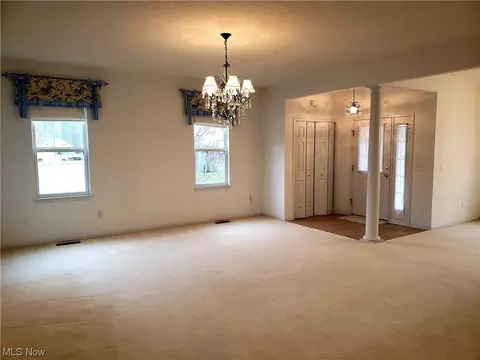 113 Rauscher Ct, Elyria, OH 44035 photo 12