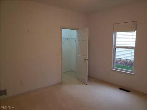 113 Rauscher Ct, Elyria, OH 44035 photo 31