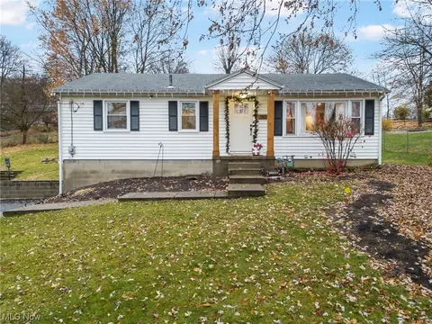 310 Stuart St NW, Massillon, OH 44646