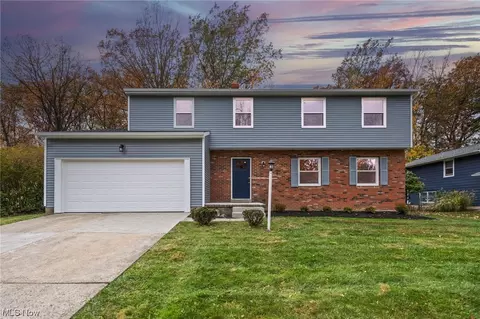 6772 Karen Dr, Seven Hills, OH 44131