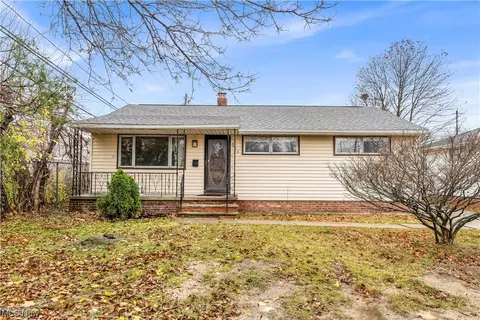 564 Westview Rd, Bedford, OH 44146