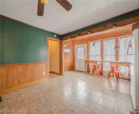46 Prospect St, Struthers, OH 44471 photo 7