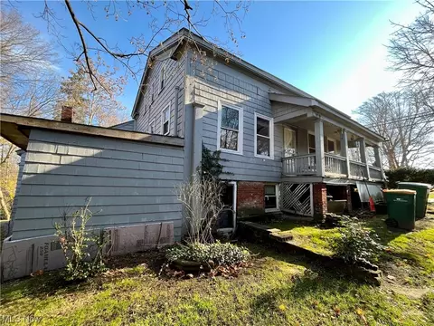 175 E Main St, Madison, OH 44057 photo 11