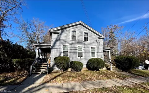 175 E Main St, Madison, OH 44057 photo 8