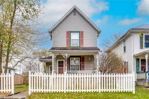 365 W Oregon Ave, Sebring, OH 44672