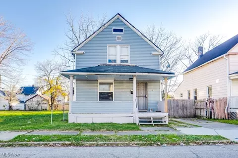 3143 W 104th St, Cleveland, OH 44111