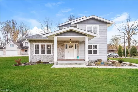 24376 Georgetown Rd, Richmond Heights, OH 44143