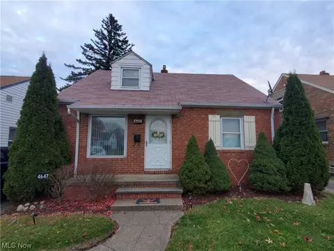 4647 W 150th St, Cleveland, OH 44135