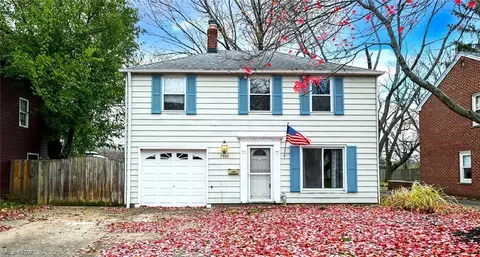 7355 Parma Park Blvd, Parma, OH 44130
