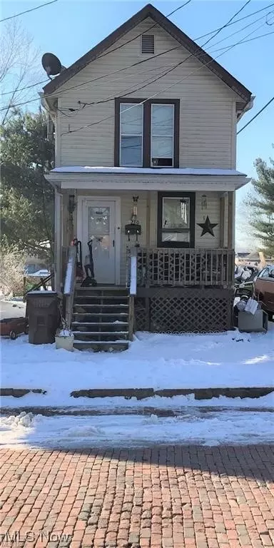 210 Maple St, Marietta, OH 45750