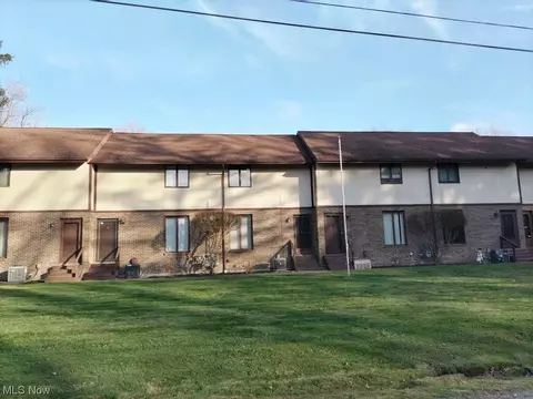 4353 Sampson Rd #C, Youngstown, OH 44505