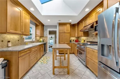 387 Cranberry Run Dr, Boardman, OH 44512 photo 4