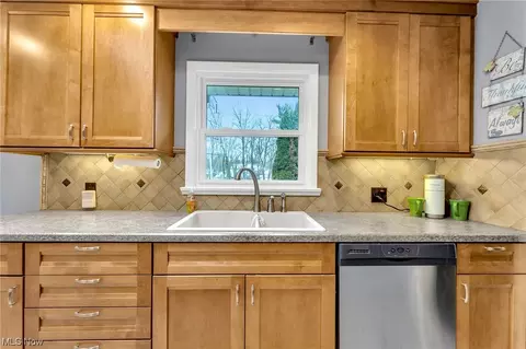 387 Cranberry Run Dr, Boardman, OH 44512 photo 7