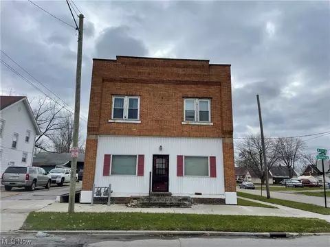 1063 W 21st St, Lorain, OH 44052