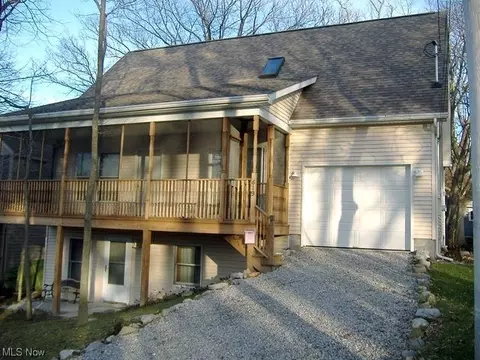 619 Plum Ave, Lakeside Marblehead, OH 43440