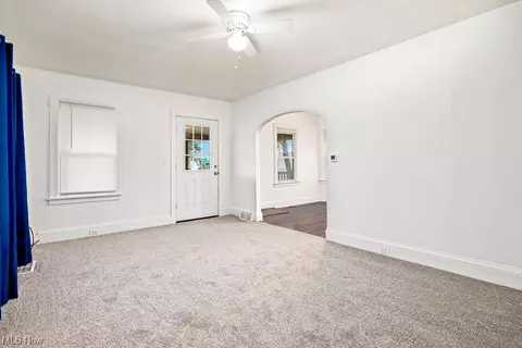 680 Oberlin Elyria Rd, Elyria, OH 44035 photo 4