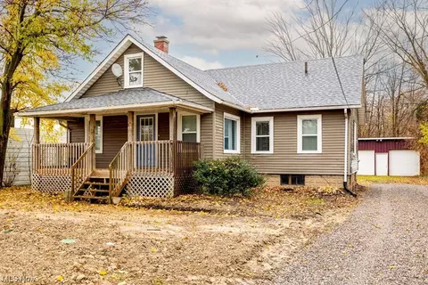 680 Oberlin Elyria Rd, Elyria, OH 44035