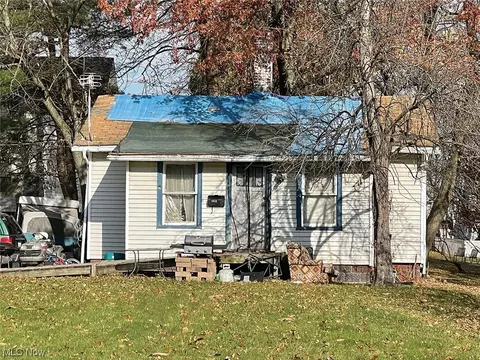 1012 South St, Alliance, OH 44601