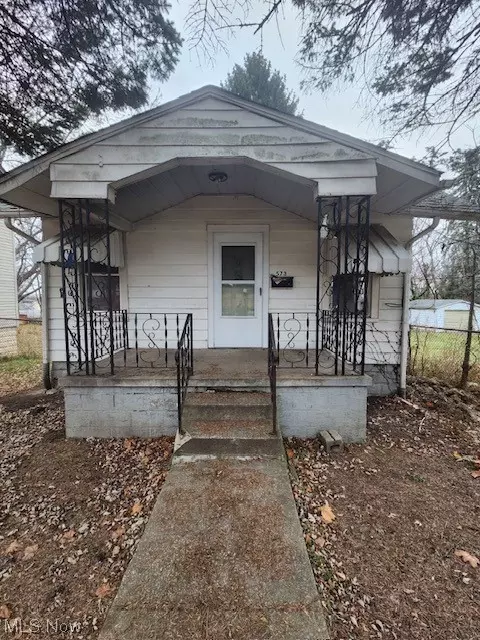 573 Elbon Ave, Akron, OH 44306