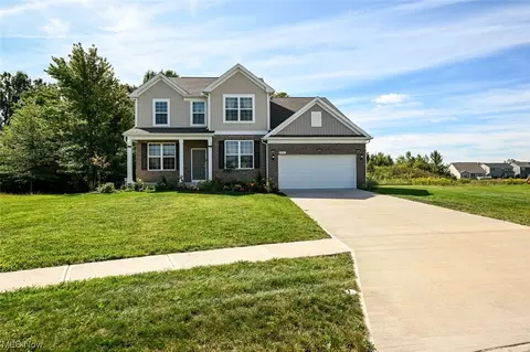33377 Ambleside Dr, Avon Lake, OH 44012