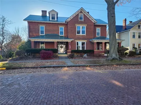 501-503 5th St, Marietta, OH 45750