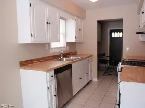 624 Penfield Ave, Elyria, OH 44035 photo 6