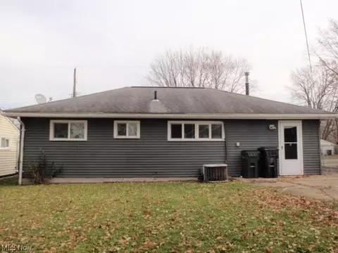 624 Penfield Ave, Elyria, OH 44035 photo 18