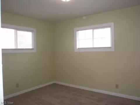 624 Penfield Ave, Elyria, OH 44035 photo 9