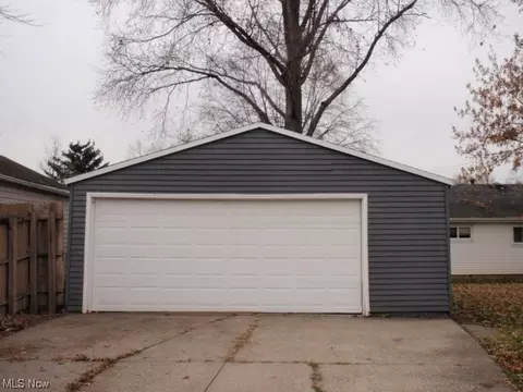 624 Penfield Ave, Elyria, OH 44035 photo 17